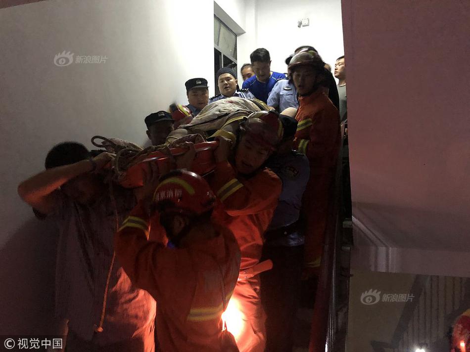 成都哪儿有年轻点的快餐?这8家网红店连本地人都排队,成都快餐排名前10的有哪些