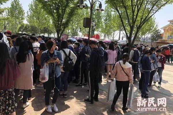 附近的小妹多少钱一晚 _ 李兰女简介,找附近小妹电话