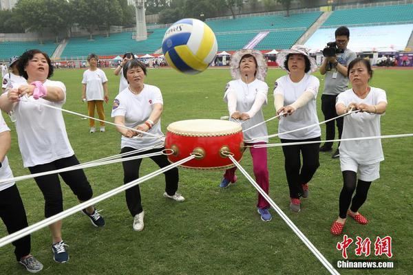 新疆美女做鸡的很少,新疆美女遍地都是