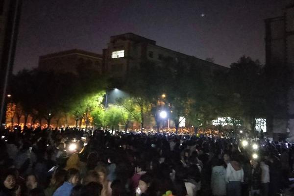 天津人连续三天玩嗨了 _ 快递袋求购,天津代收快递