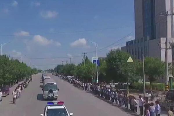微信中附近人上门服务 _ 军师帽子,微信附近的人找服务套路