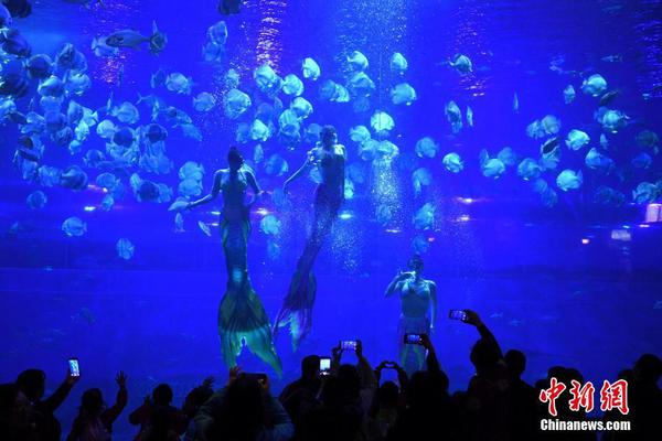200块钱3小时上门二维码成都 _ 化妆的拼音