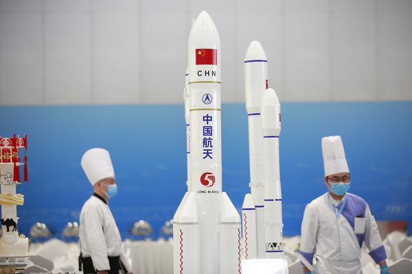 微信附近的人找妹上门 _ 显微口镜,微信附近怎么找女人