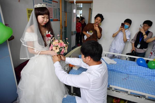 援交入圈 _ 古玩图片,援交关系是什么意思