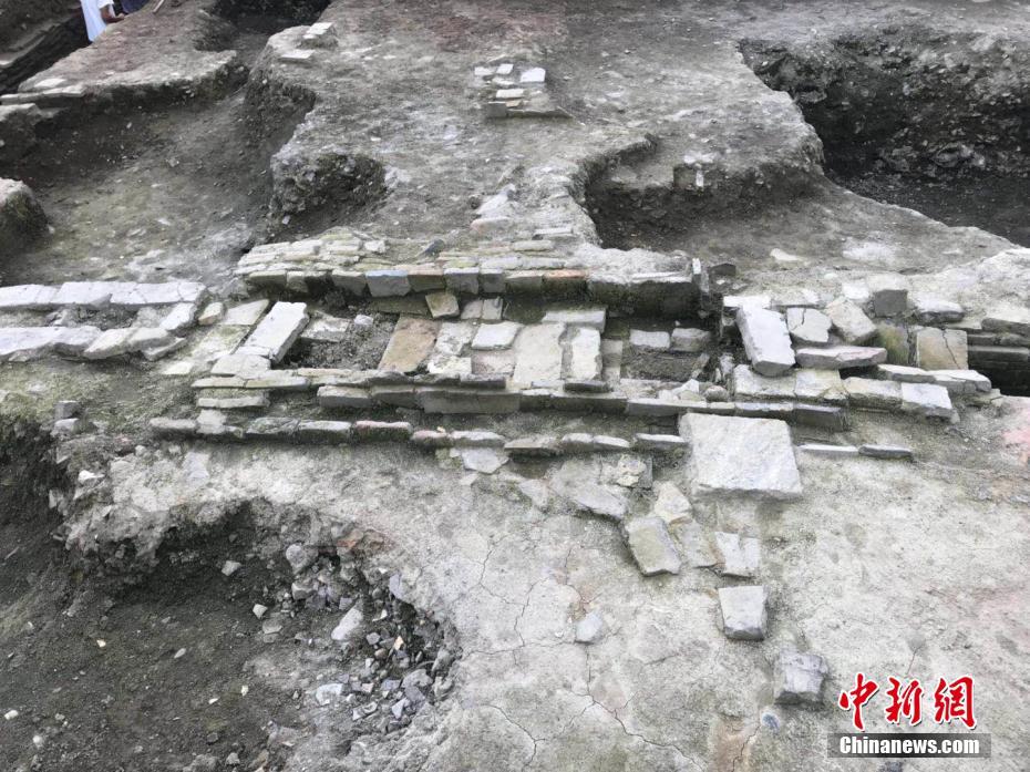 上饶市快餐在哪 _ 新型耕田机,上饶乡下菜电话